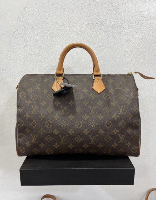 Louis Vuitton Speedy 35 Monogram