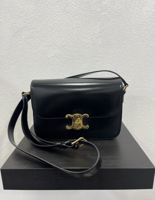 Celine Triomphe classica