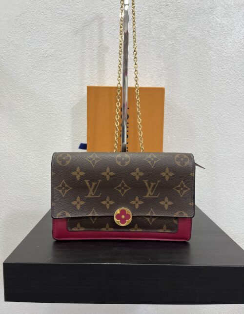 Louis vuitton Flower Chain bag