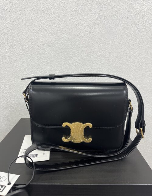 Celine Teen Triomphe